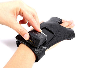 เครื่องสแกนบาร์โค้ดถุงมือไร้สายระดับ IP65 ที่ทนทาน