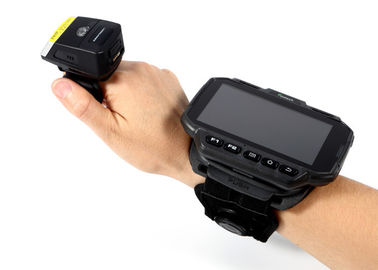 เครื่องสแกนบาร์โค้ด PDA แบบสวมใส่สายรัดแขน Bluetooth Bluetooth แบบไร้สาย WT04