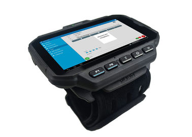 เครื่องสแกนบาร์โค้ดสวมใส่ได้ปลอกแขนขั้วข้อมูล Android PDA พร้อมหน่วยความจำ WT04